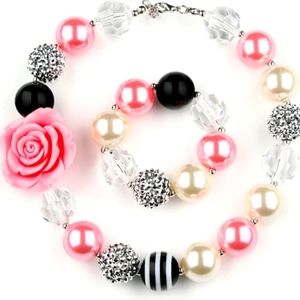 Bubble gum necklace & bracelet set